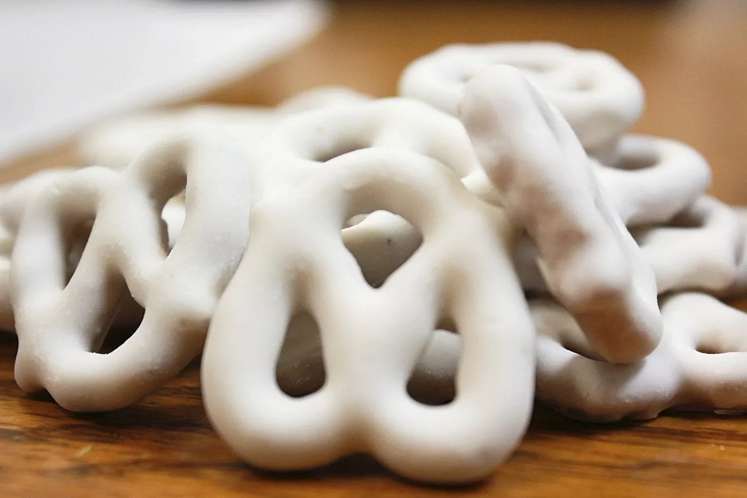 Albanese Mini White Yogurt Covered Pretzels: 10LB Bag - Image 4