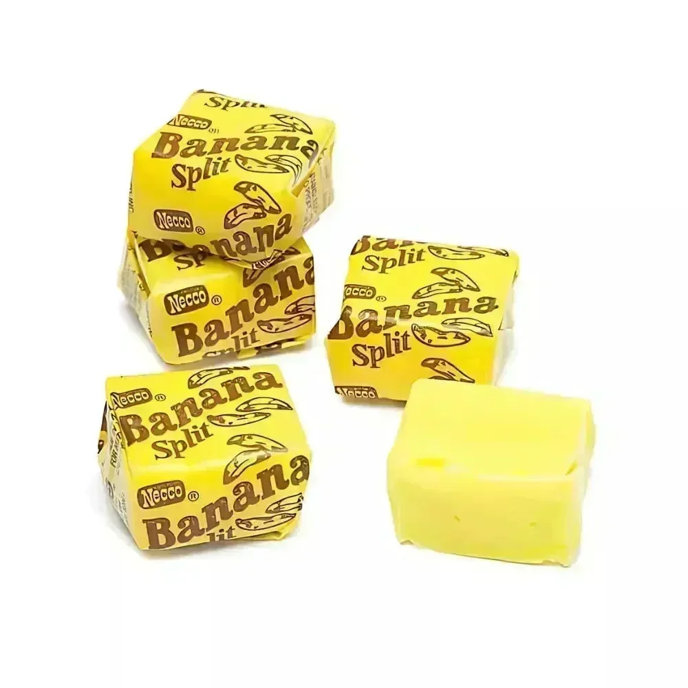 Banana Split Taffy Candy Chews: 140-Piece Box - Image 2