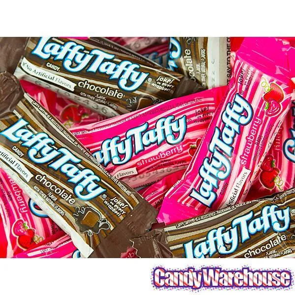 Laffy Taffy Candy - Chocolate and Strawberry Mix: 25-Piece Bag - Image 3