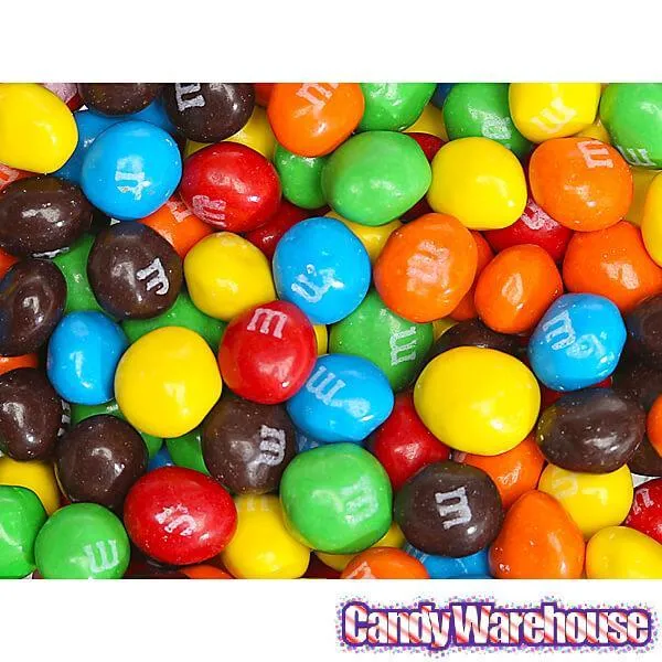 Crispy Milk Chocolate M&M's Candy: 30-Ounce Bag - Image 3
