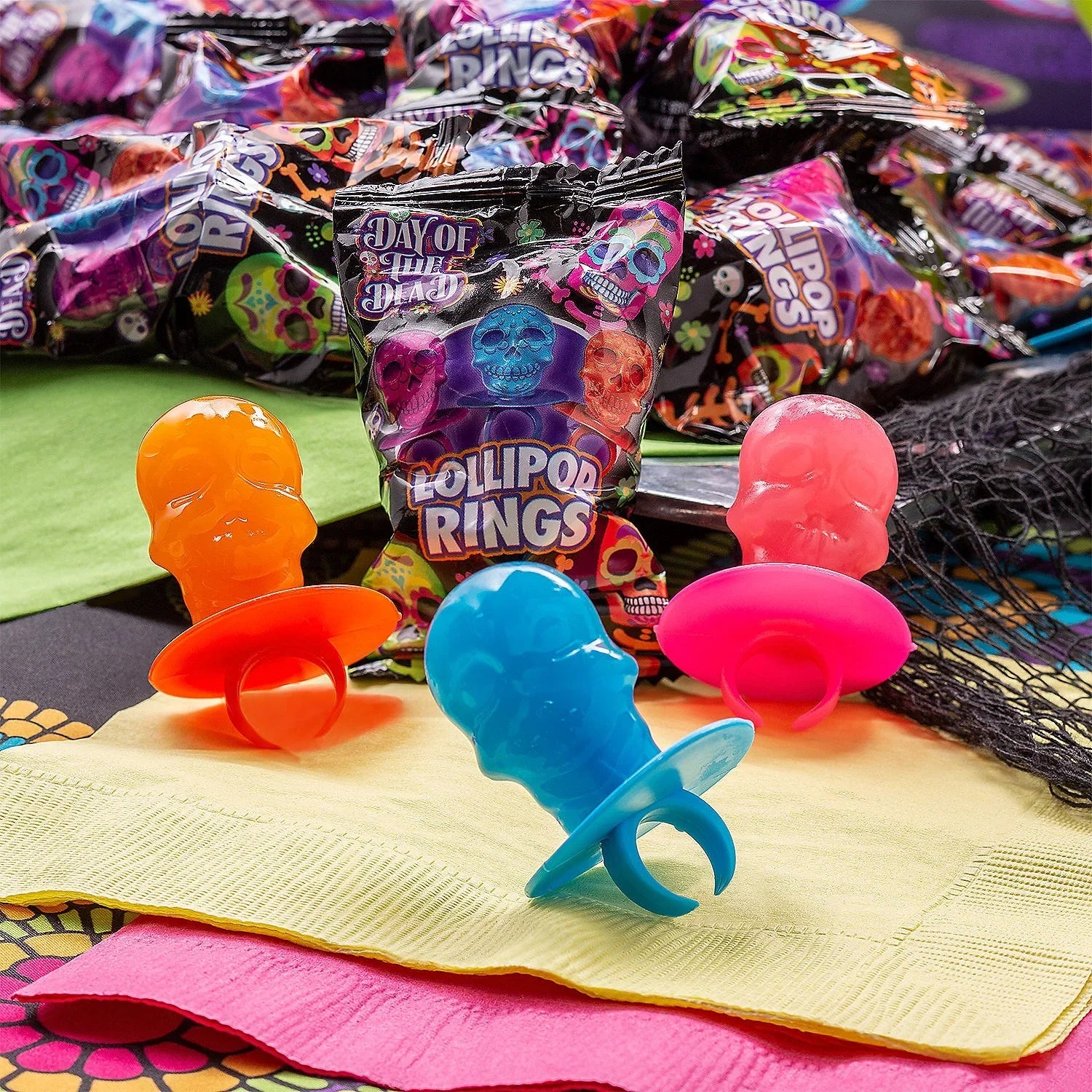 Day of the Dead Lollipop Rings Candy: 18-Piece Box - Image 2
