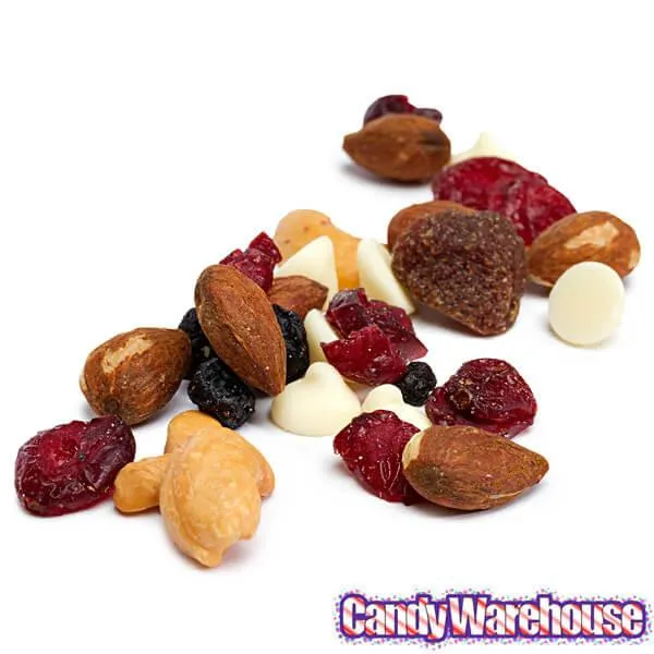 Forest Berry Natural Trail Mix: 26-Ounce Bag - Image 3