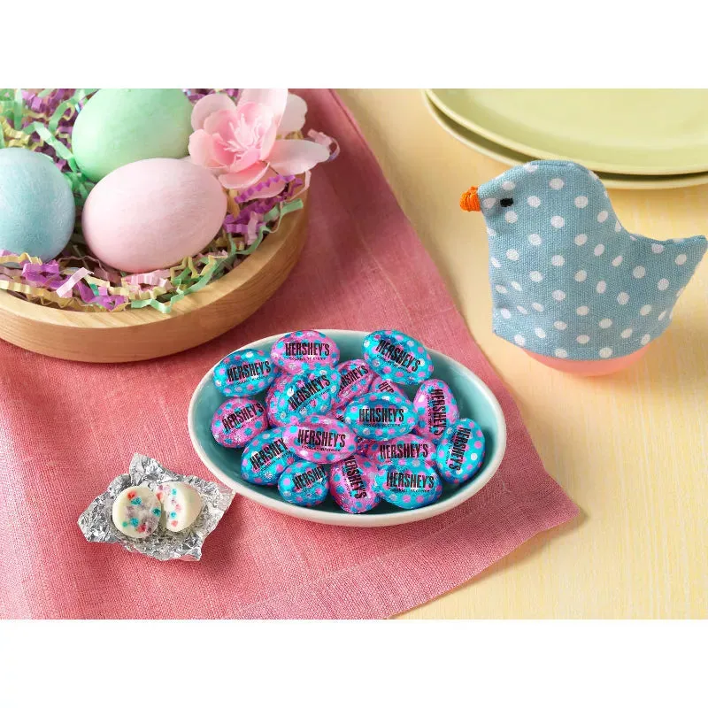 Hershey's Cookies N Creme Polka Dot Easter Eggs: 8.5-Ounce Bag - Image 4