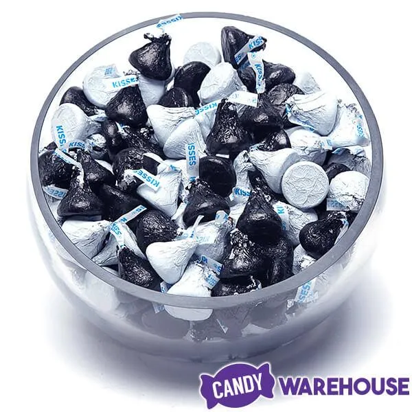Hershey's Kisses Color Combo - Black and White: 800-Piece Box - Image 4