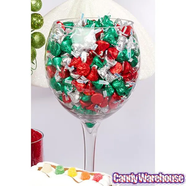 Hershey's Kisses Christmas Foiled Milk Chocolate Candy: 330-Piece Bag - Image 5