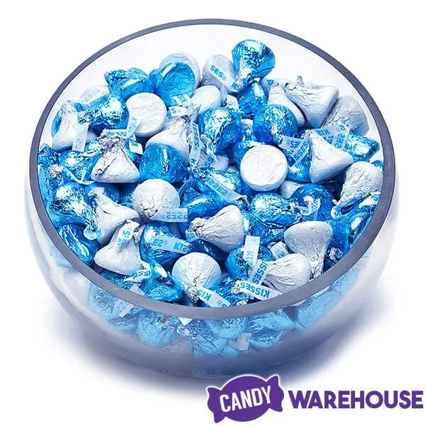 Hershey's Kisses Color Combo - Light Blue and White: 800-Piece Box - Image 3