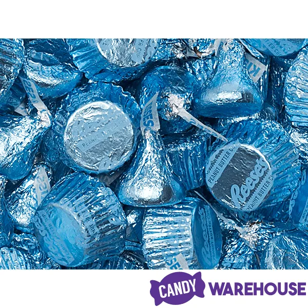 Hershey's Kisses and Reese's Peanut Butter Cups Miniatures Bulk Candy - Blue: 31-Ounce Bag - Image 2
