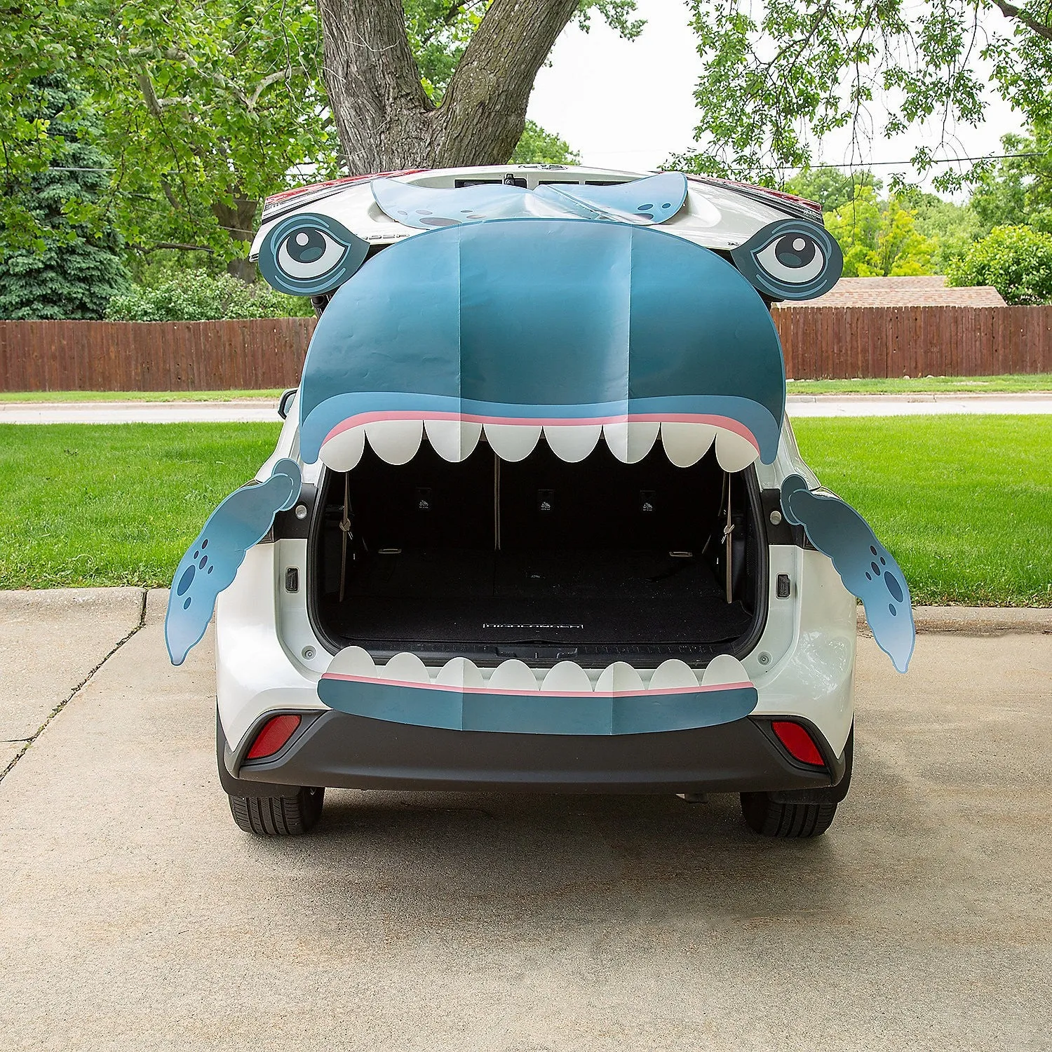 Jonah & the Whale Trunk-or-Treat Decorating Kit - Image 2