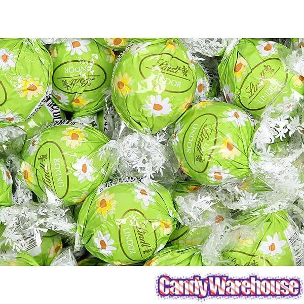 Lindt Lindor Spring Chocolate Truffles: 19-Ounce Bag - Image 3