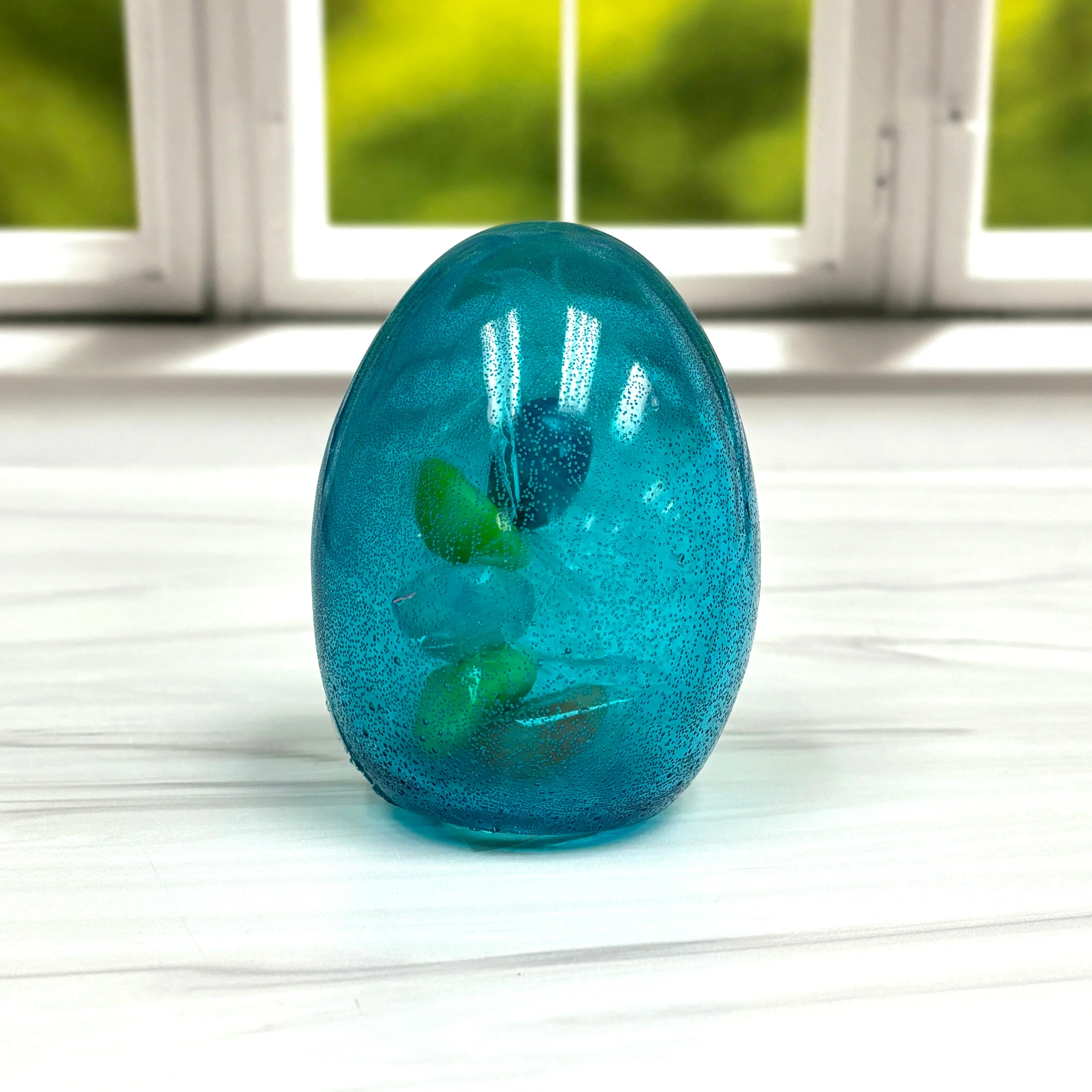 Pure Sugar Hollow Candy Easter Egg filled with Gummy Eggs - Image 8
