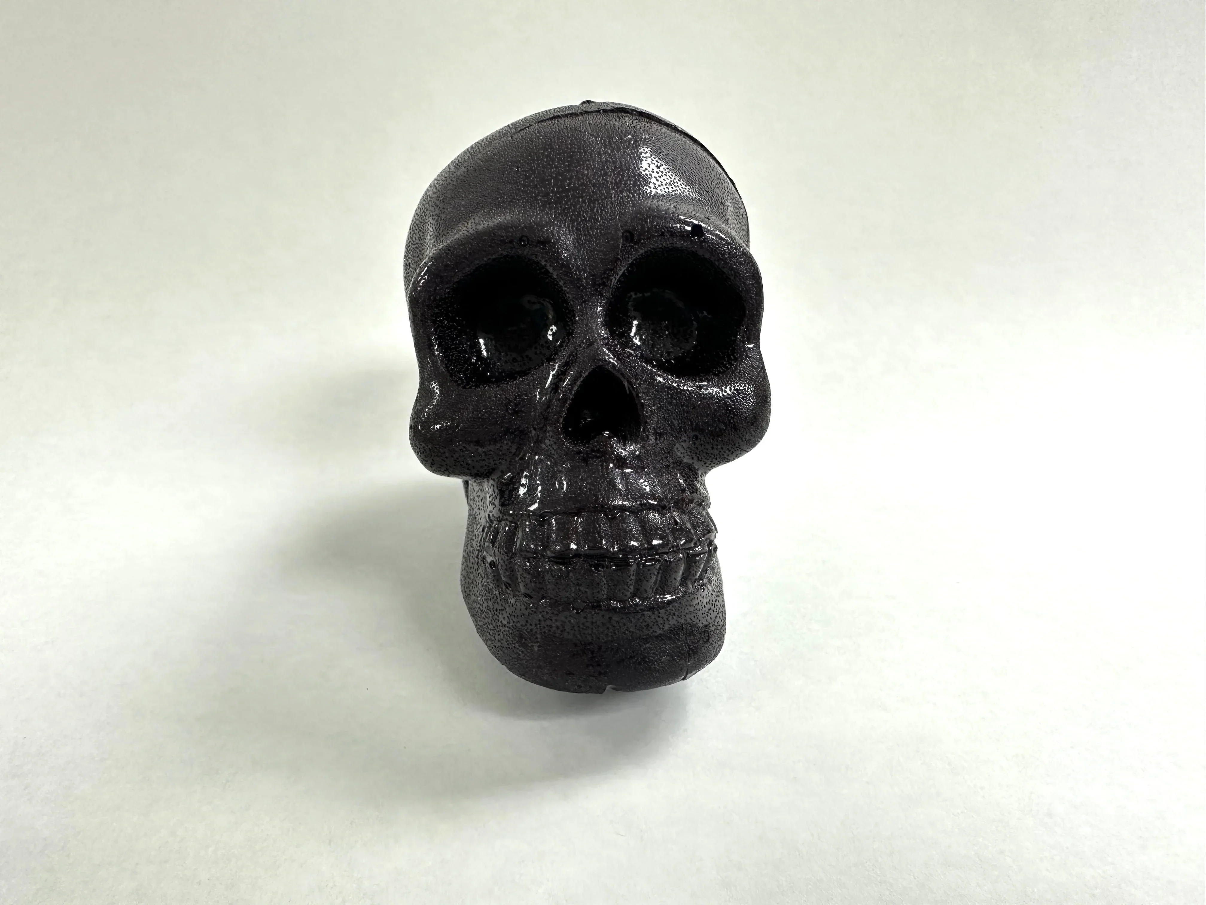 Pure Sugar Hollow Hard Candy Skull filled with Gummies - Image 4