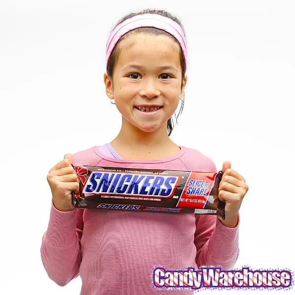 Snickers Giant 1-Pound Candy Bar - Image 2