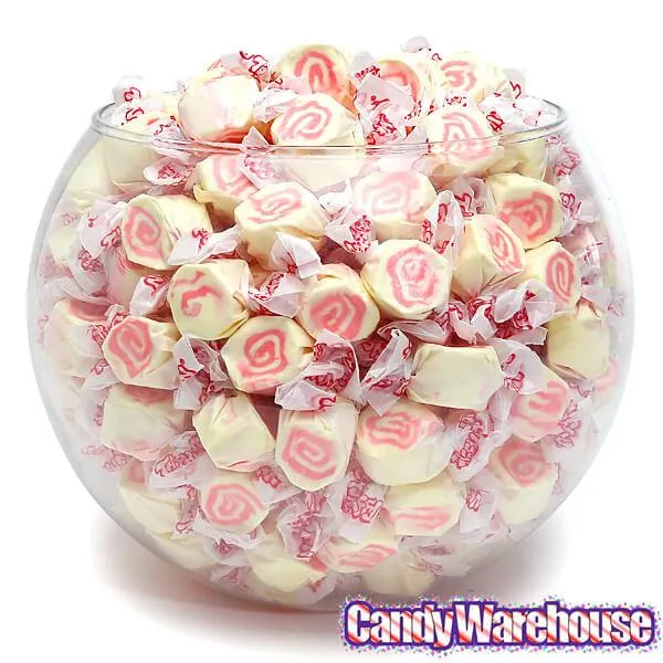 Salt Water Taffy - Strawberry Cheesecake: 2.5LB Bag - Image 2