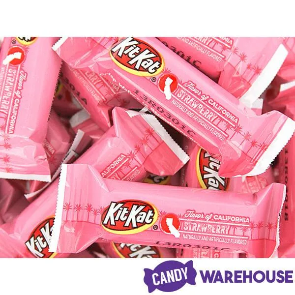 Kit Kat Miniatures Candy - Strawberry: 10-Ounce Bag - Image 3